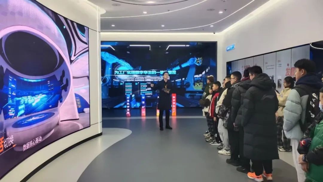 踐行公益 彰顯擔(dān)當(dāng)！捷瑞數(shù)字聯(lián)合愛心組織舉辦數(shù)字科普體驗(yàn)活動(dòng)